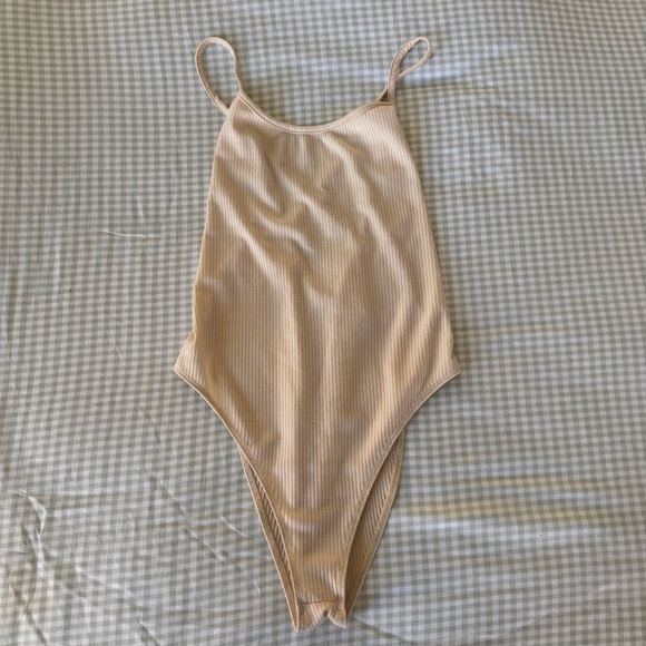 OZMA Crossback Body Suit in Tencel Rib - Picture 4 of 8